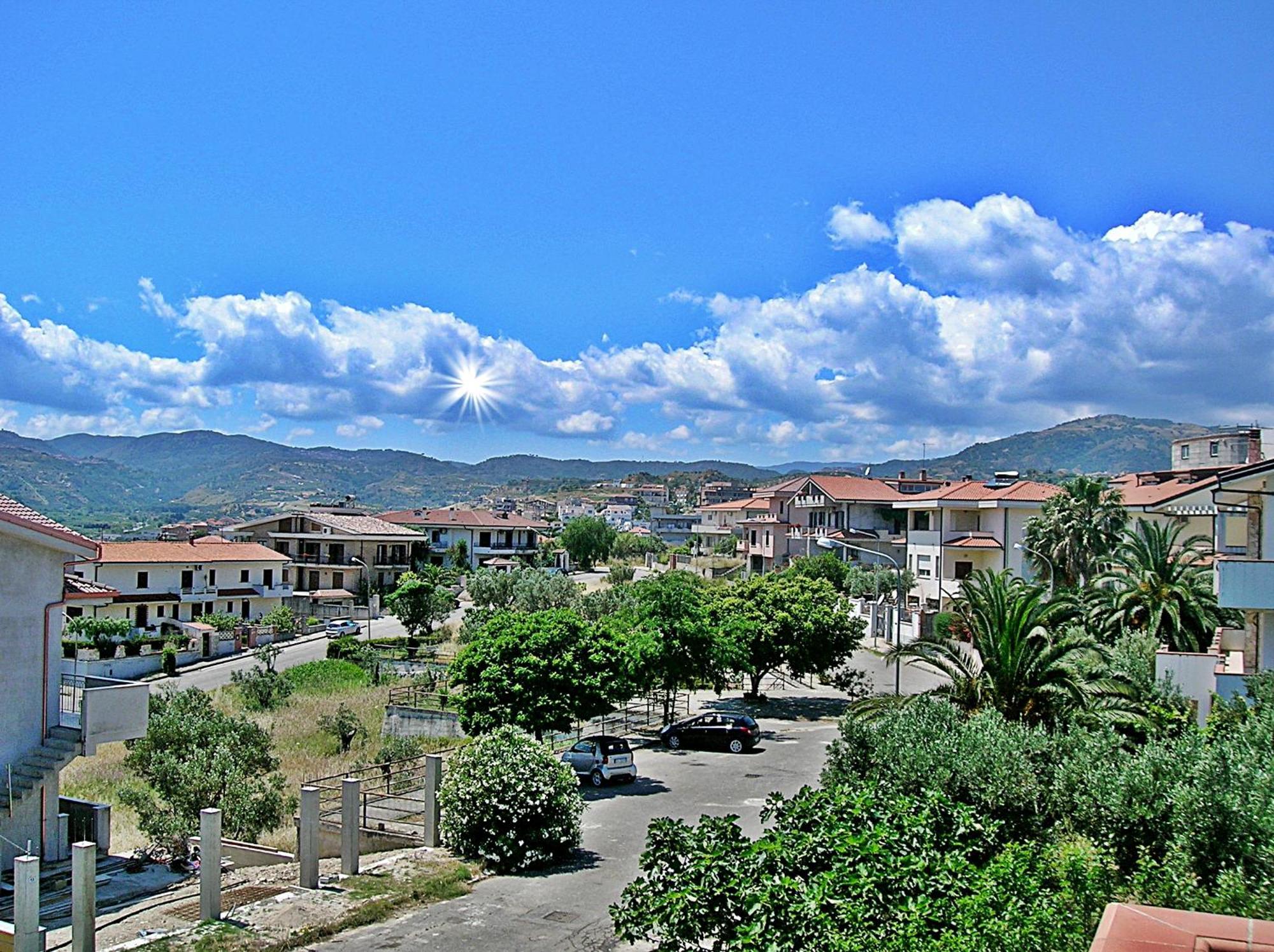 Torre Ancinale Bed & Breakfast Soverato Marina Bagian luar foto