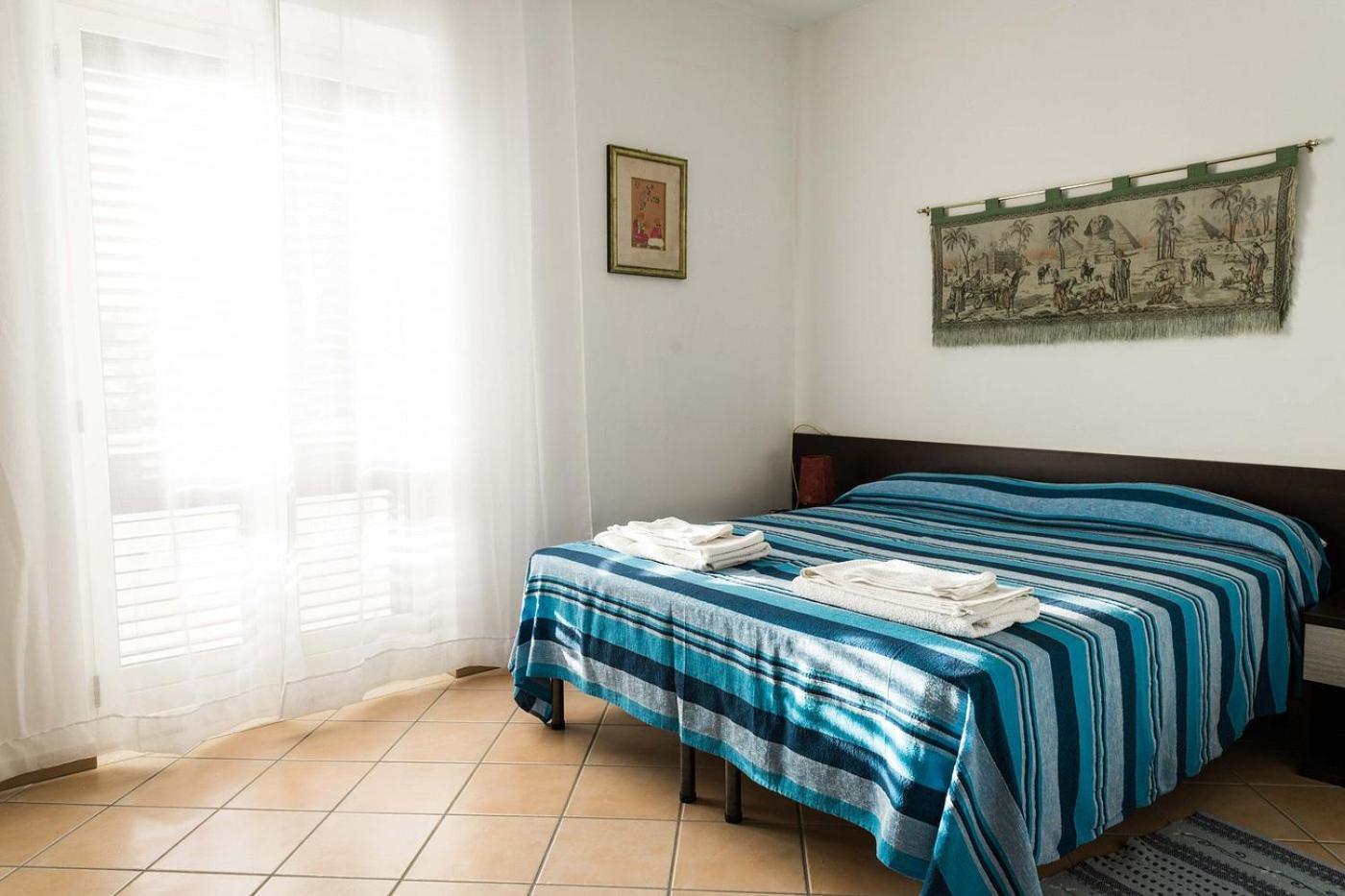 Torre Ancinale Bed & Breakfast Soverato Marina Bagian luar foto