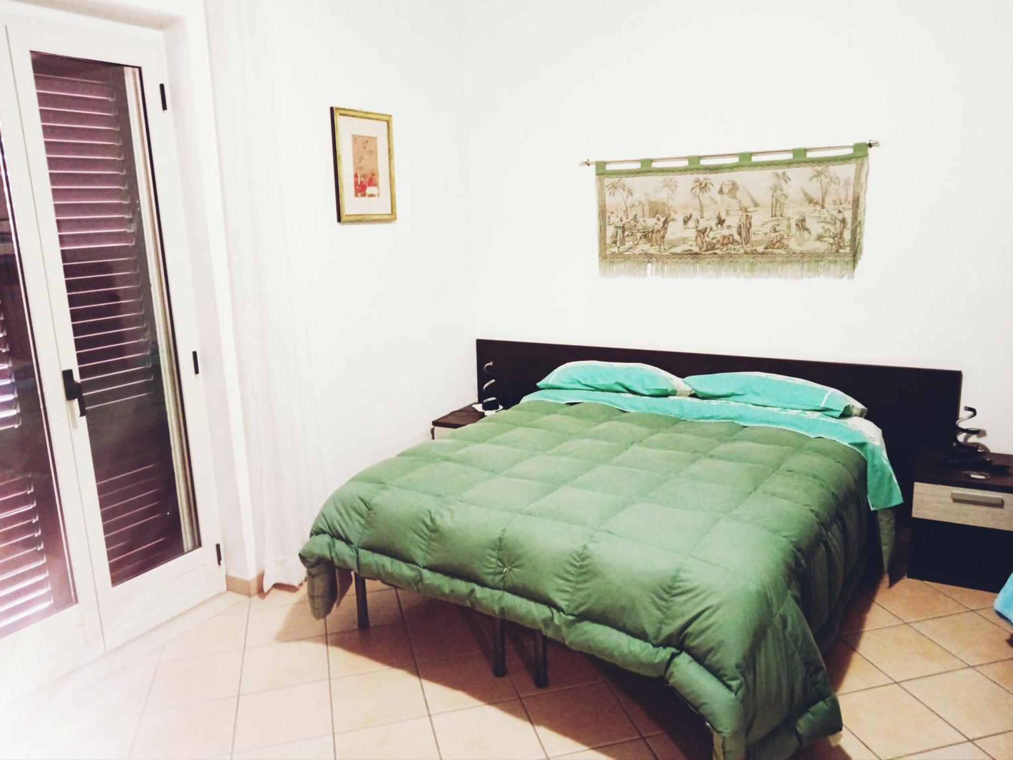 Torre Ancinale Bed & Breakfast Soverato Marina Bagian luar foto