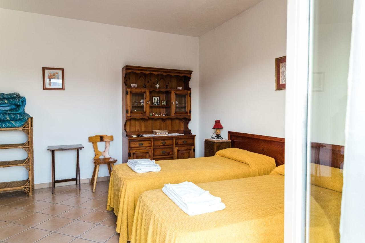 Torre Ancinale Bed & Breakfast Soverato Marina Bagian luar foto